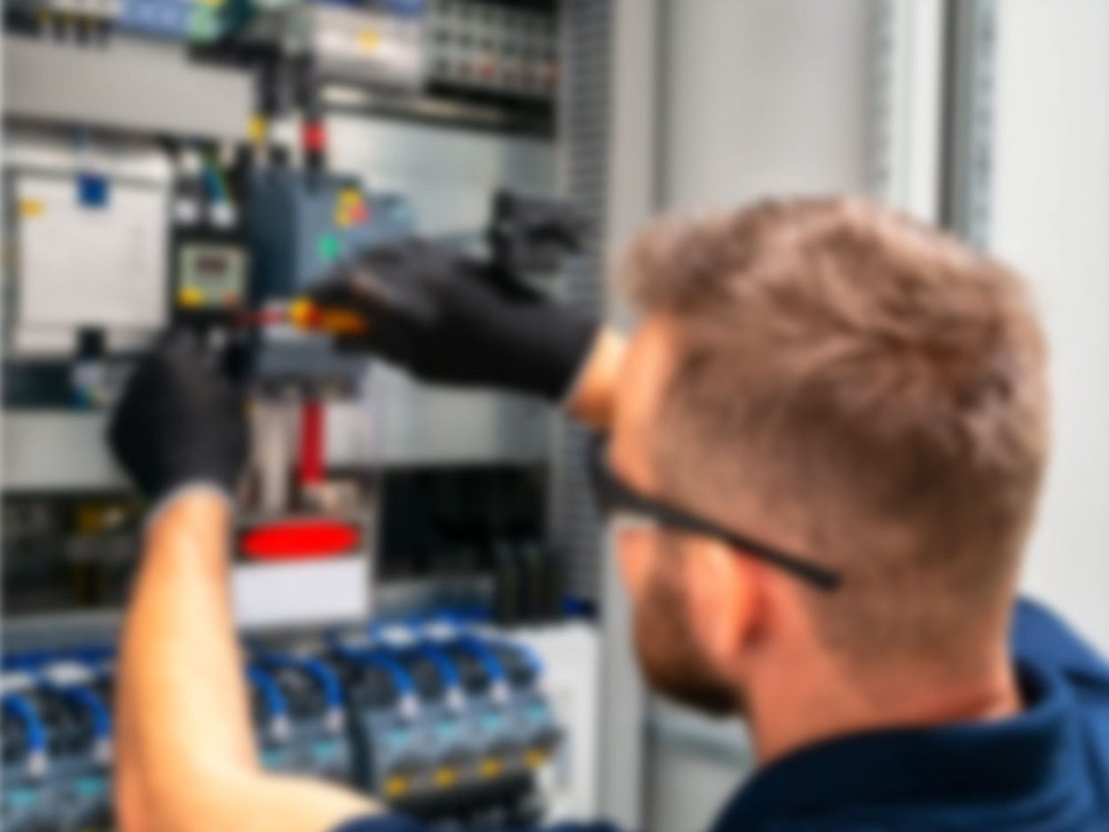 Nieder&shy;spannungs&shy;anlagen bei NB Elektro Inh. Naci Batur in Frankfurt am Main
